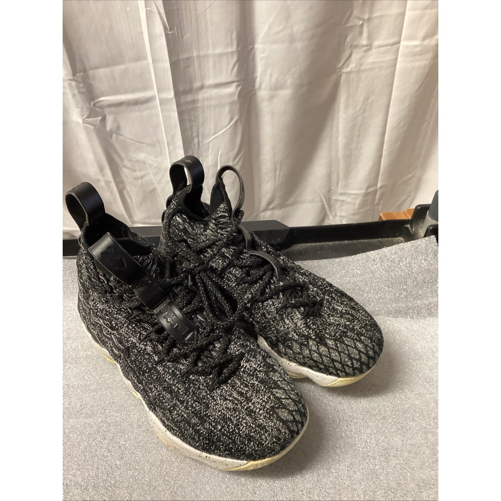 Nike Lebron XV 15 Ashes GS Basketball Shoes Oreo 922811-002 Youth 4y